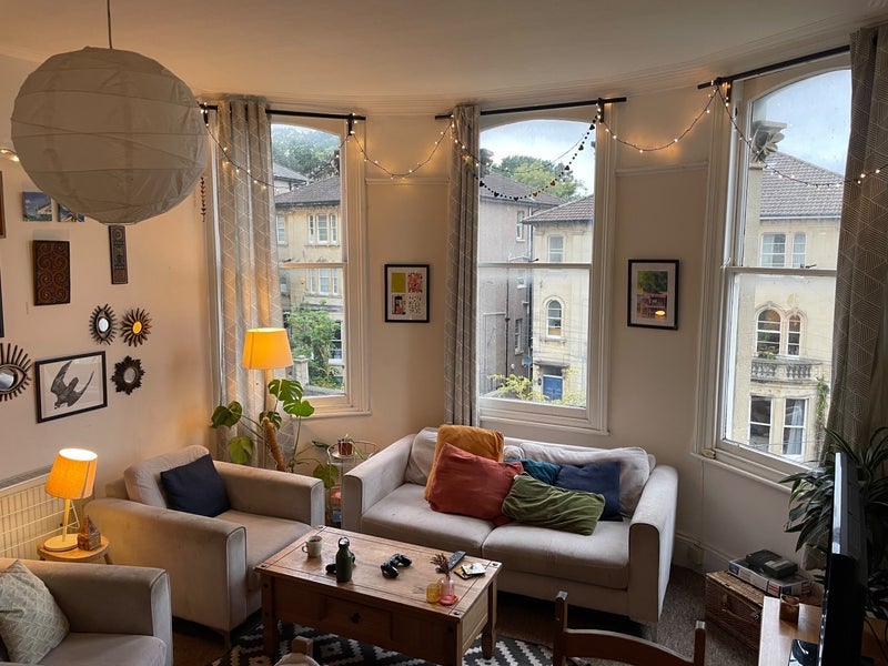 Room Elmgrove Road in Bristol