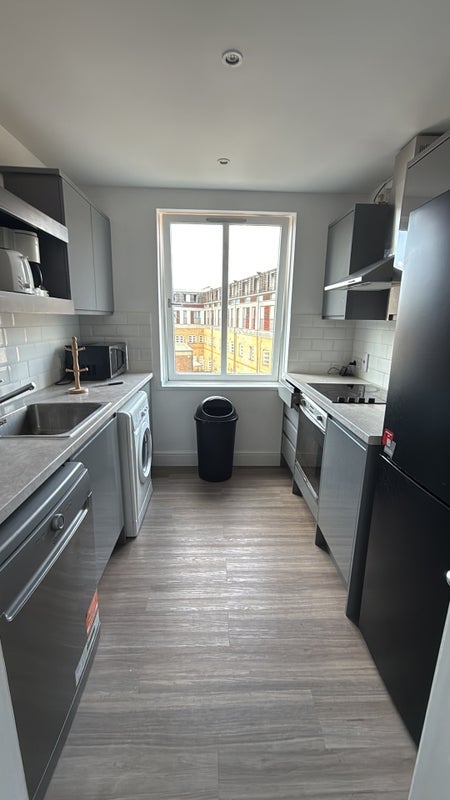 Room Coke Street in Greater London
