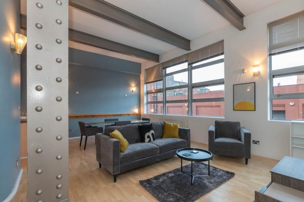 Flat Great Hampton Street in Birmingham
