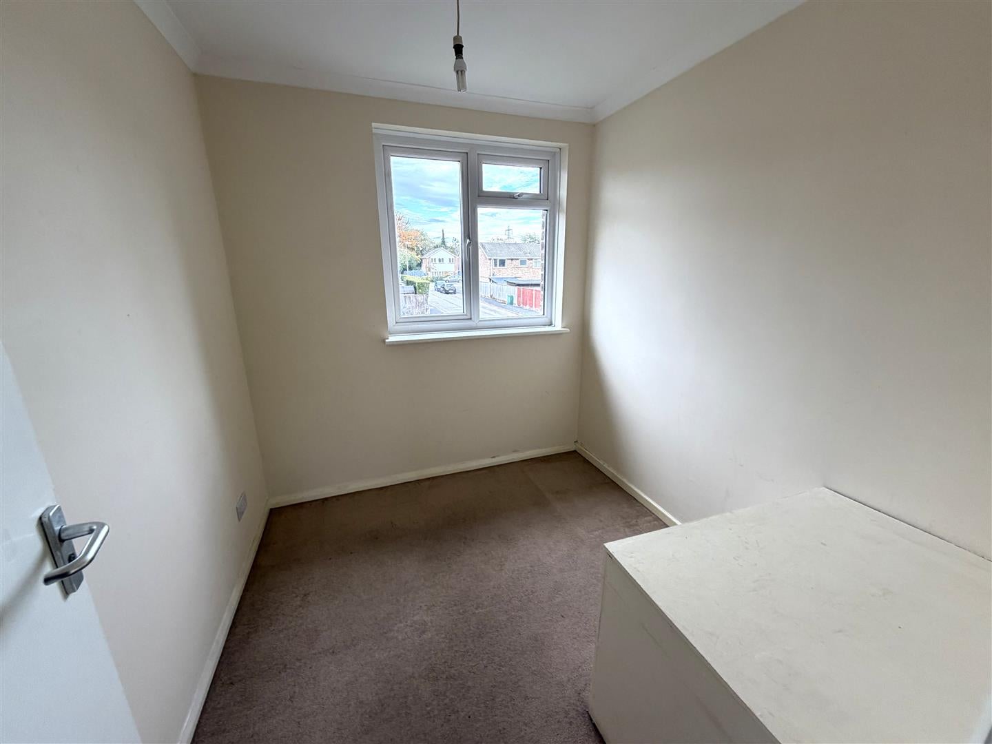House Chatsworth Road in Eastleigh