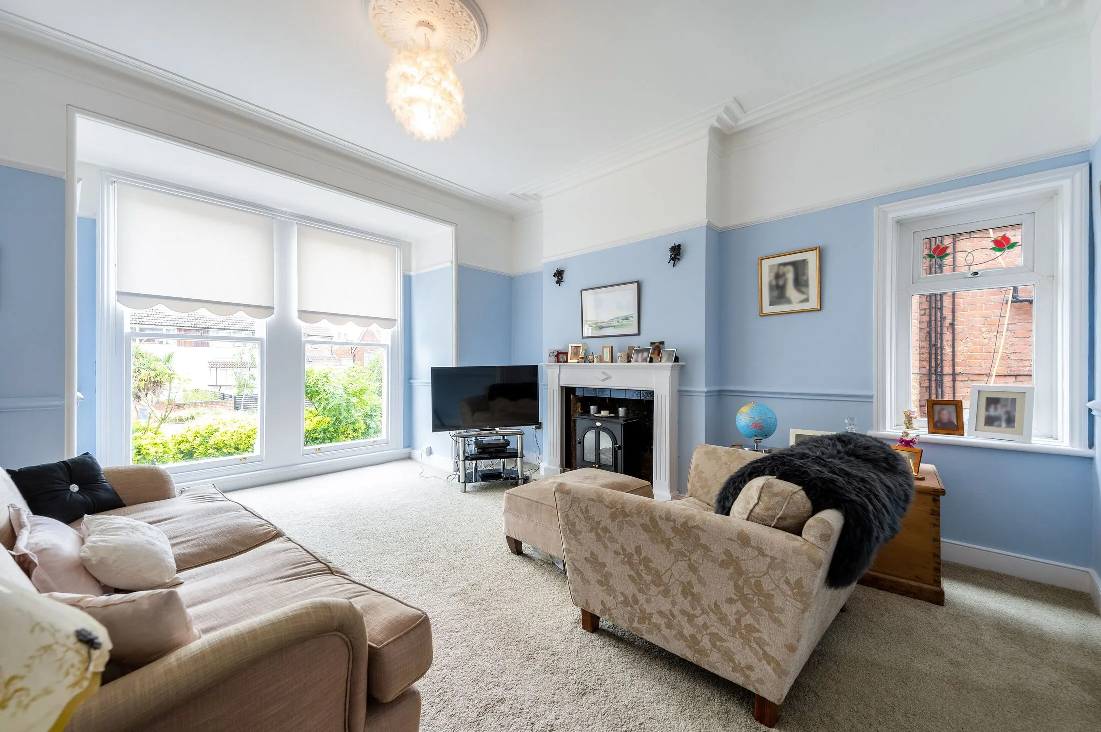Flat Hermitage Road in Greater London