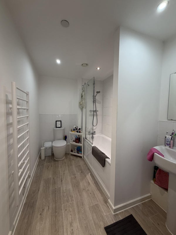 Room Hatton Gardens in Salford