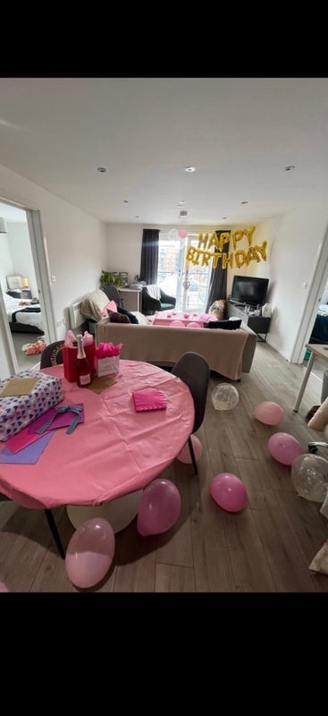 Room Hatton Gardens in Salford