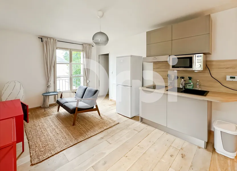 Flat Rue du Moulin Saint-Tron in Senlis