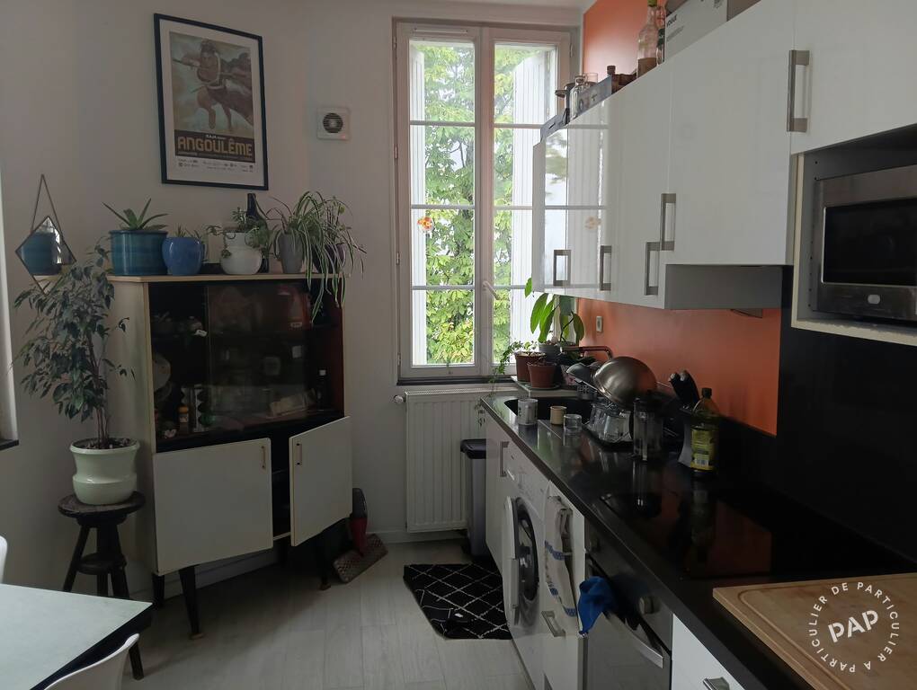 Room Rue de Montmoreau in Angoulême