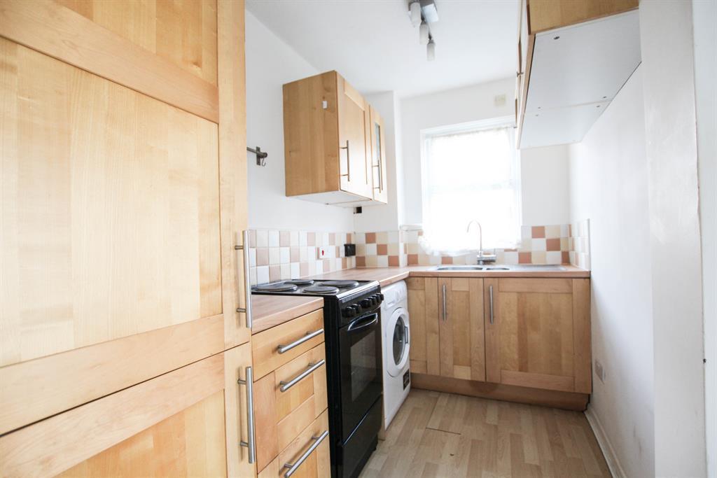 House Lakeside in Dacorum