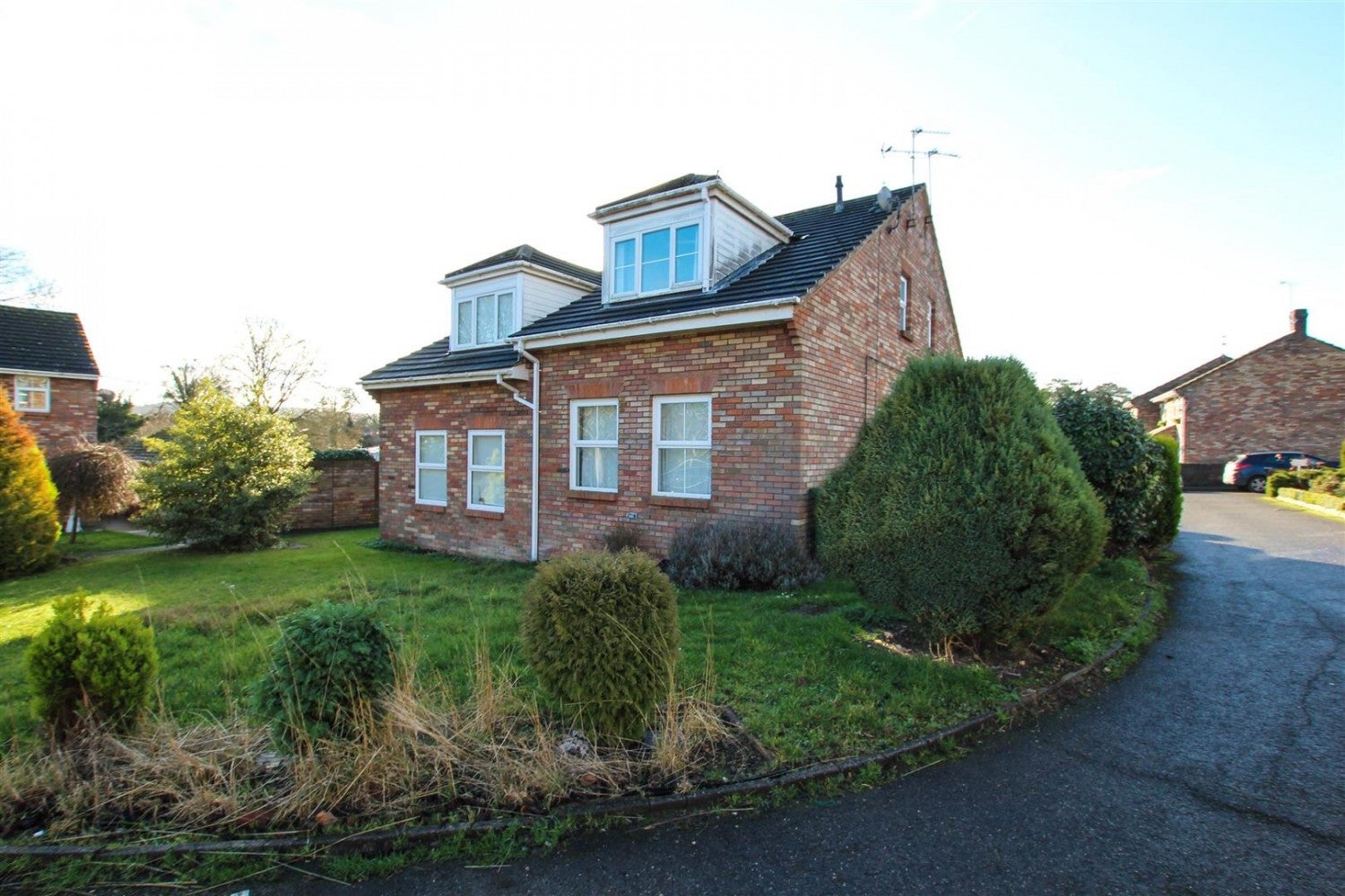 House Lakeside in Dacorum