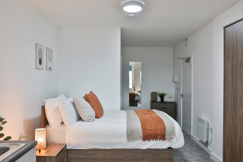 Flat West End Lane in Greater London