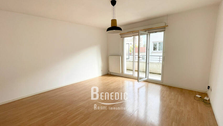 Flat Rue de la Garenne in Custines