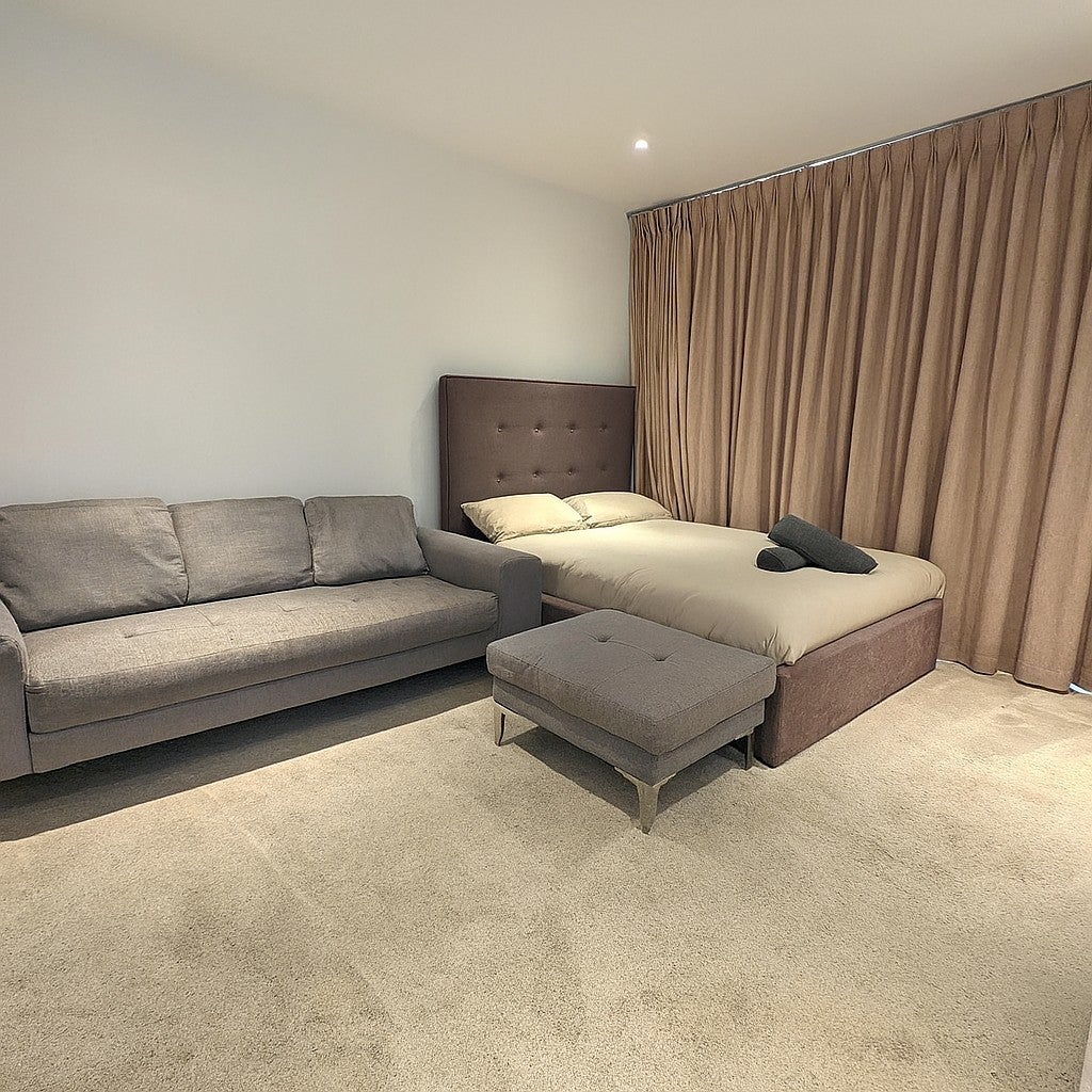 Flat Brent View Road in Greater London