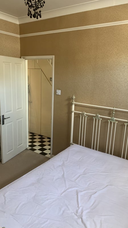 Room Tamworth Park in Greater London