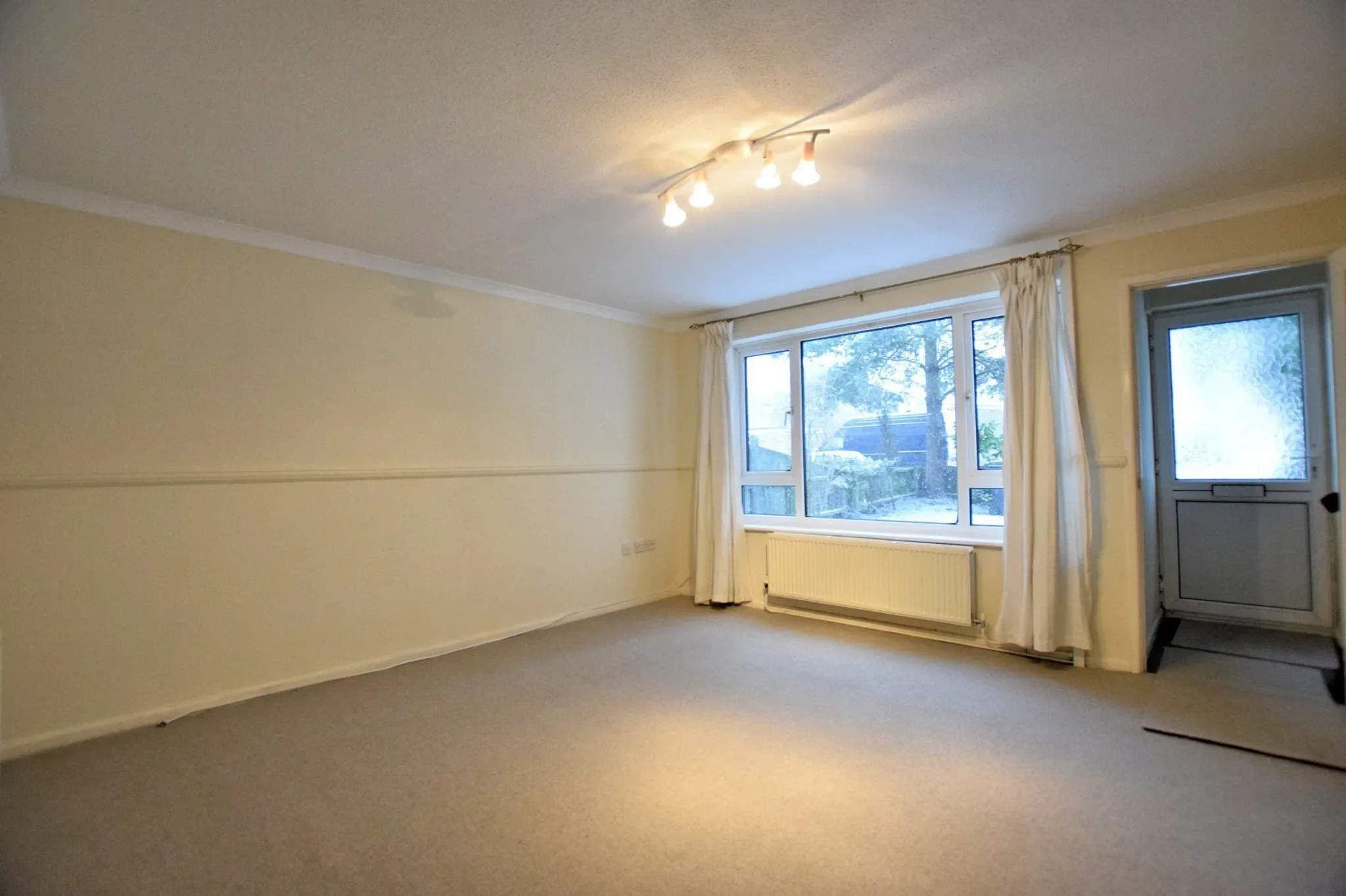 Flat Lovell Gardens in Breckland District