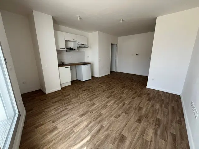 Flat Rue de la Butte Bellevue in Bruyères-le-Châtel