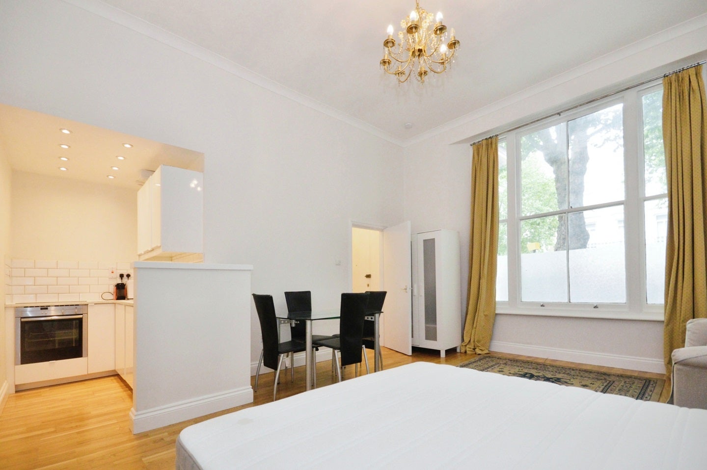 Flat Westbourne Terrace in City of Westminster