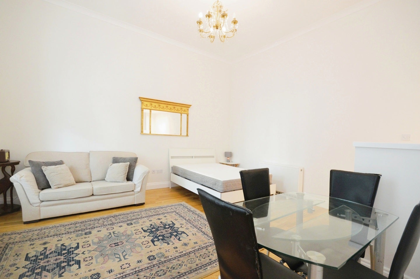 Flat Westbourne Terrace in City of Westminster