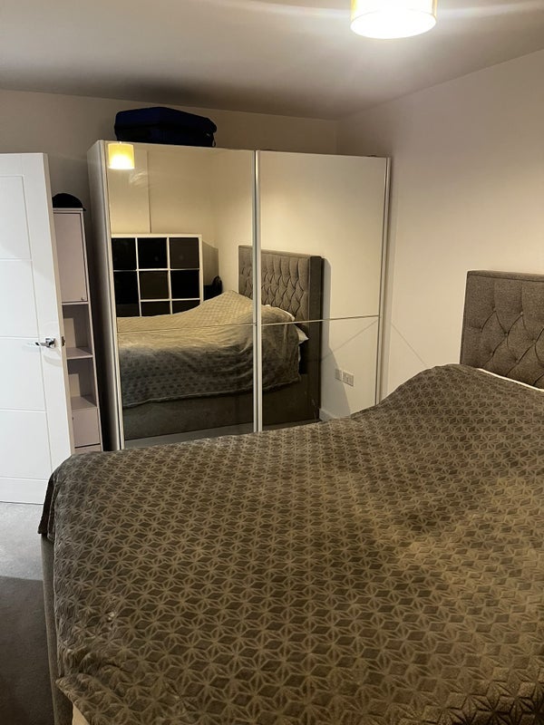 Room Seven Sisters Road in Greater London