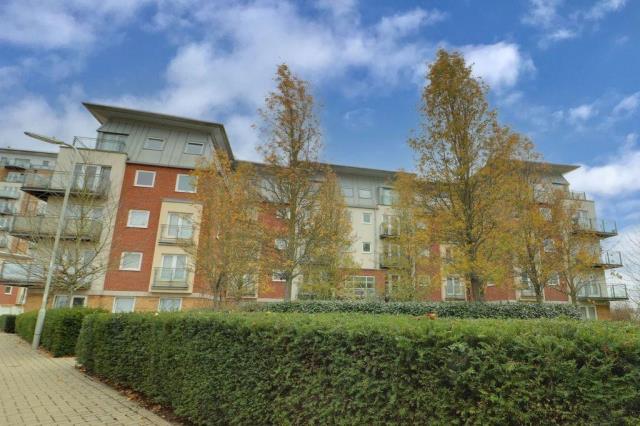 Flat Winterthur Way in Basingstoke and Deane