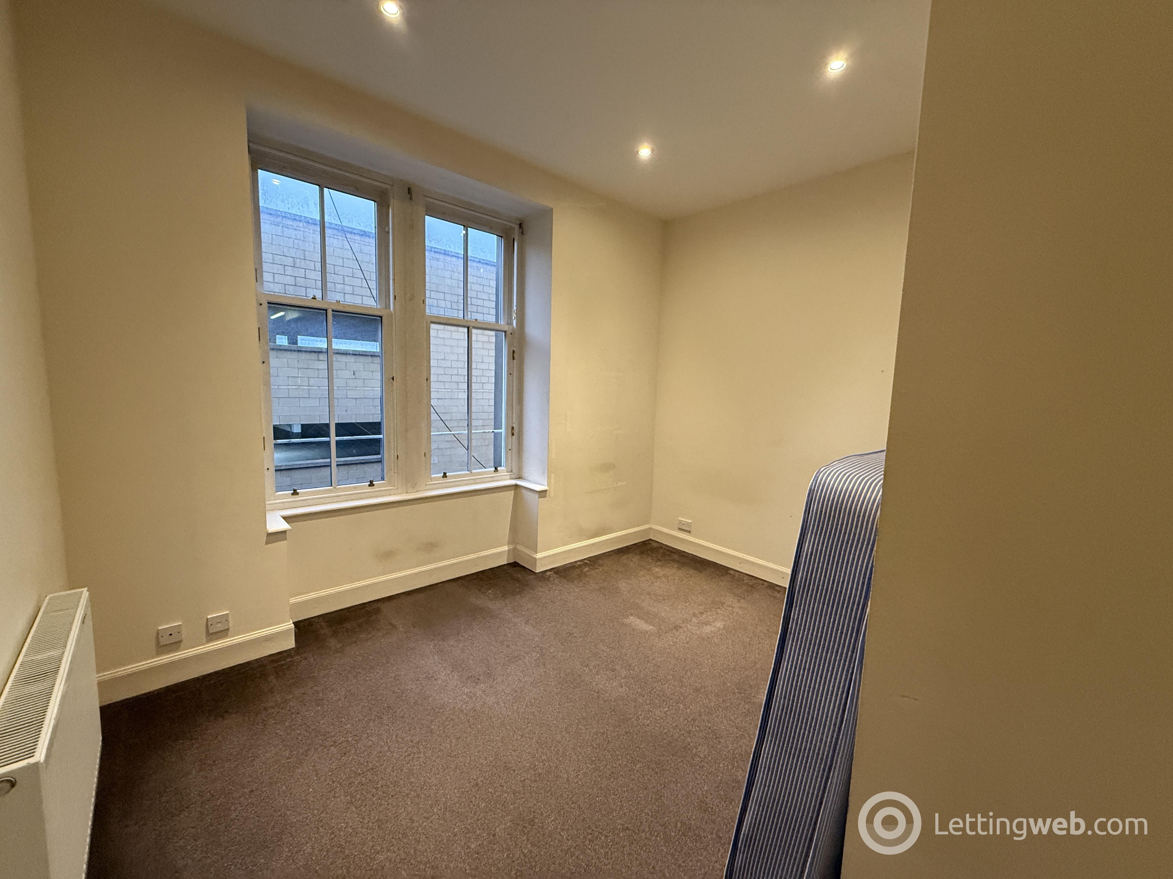 Room Commercial Street in Dundee