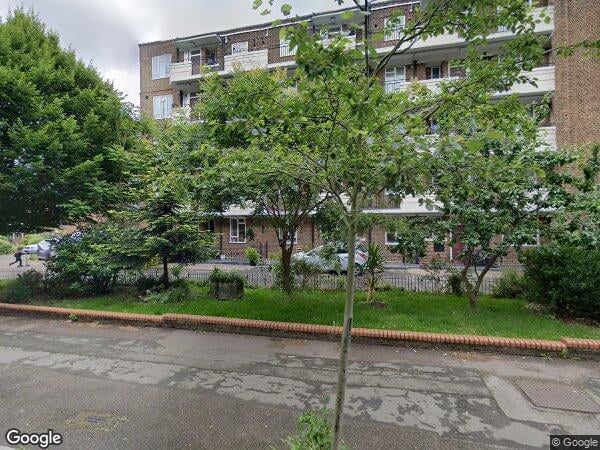 Flat St Oswald's Place in Greater London