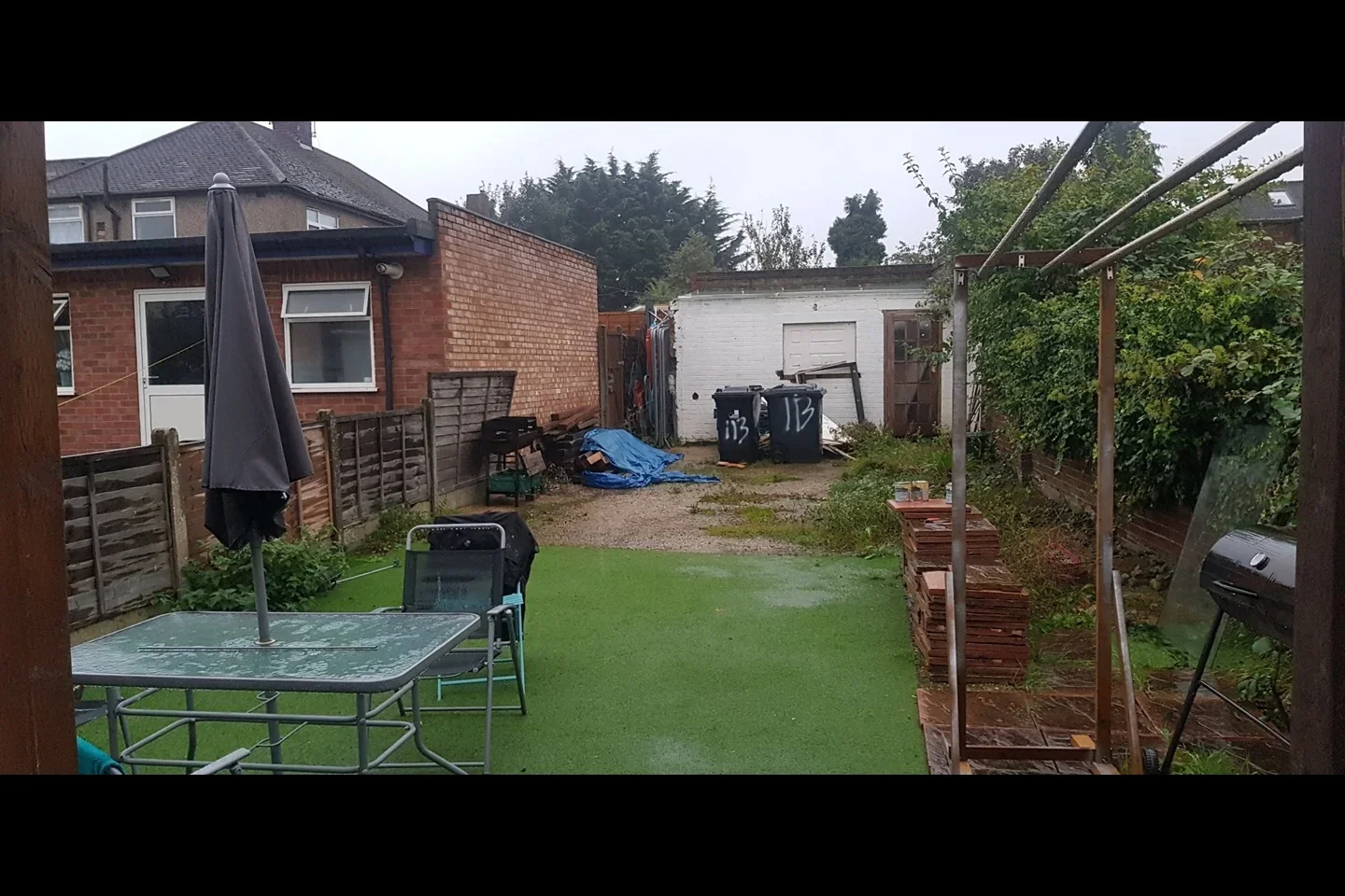 Flat Ruislip Road in Greater London