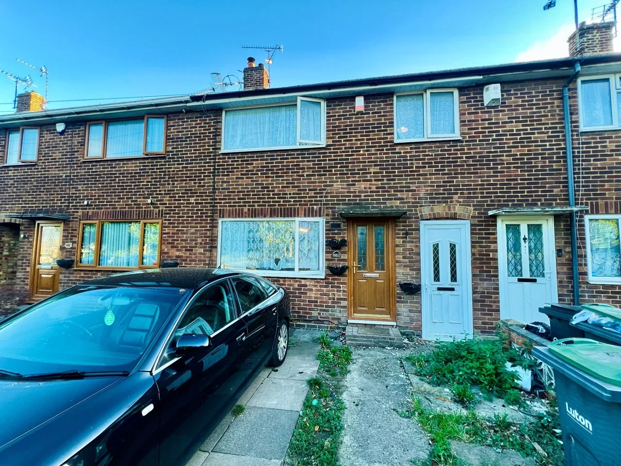 House Dallow Road in Luton