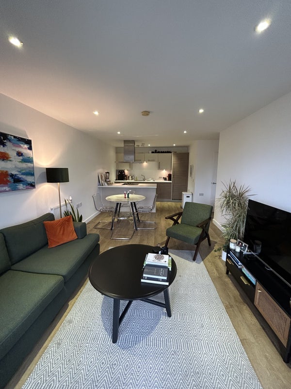 Room Upper North Street in Greater London