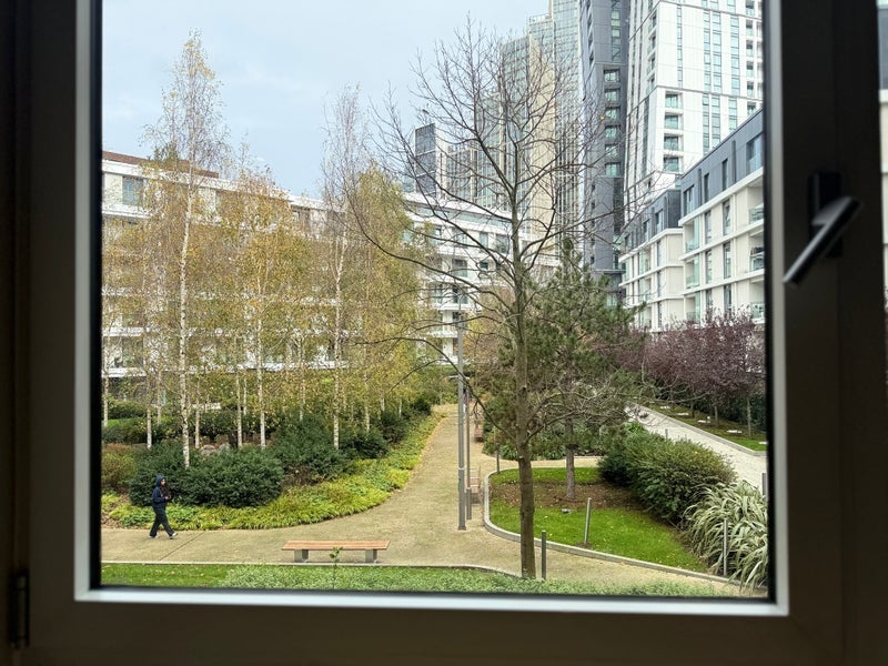 Room Hebden Place in Greater London