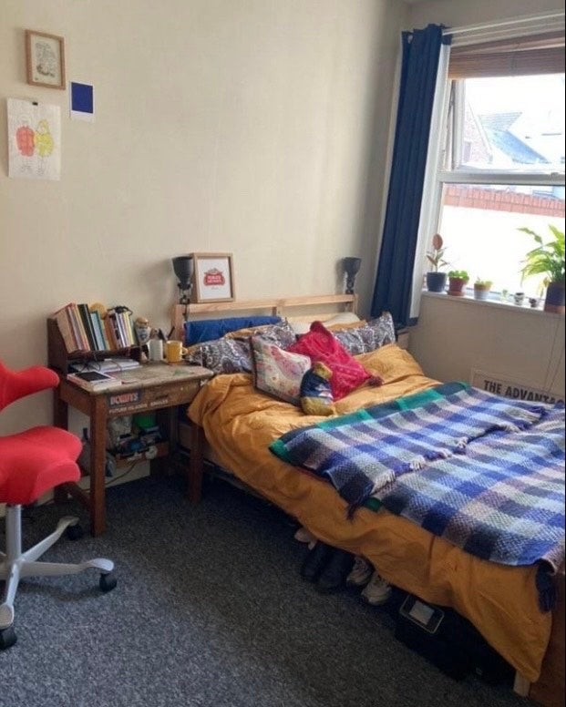 Room Ty'n-Y-Coed Place in Cardiff