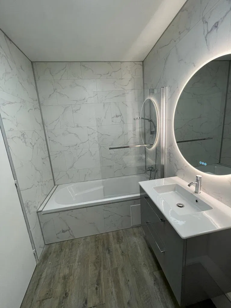 Room Rue Bary in Le Mans