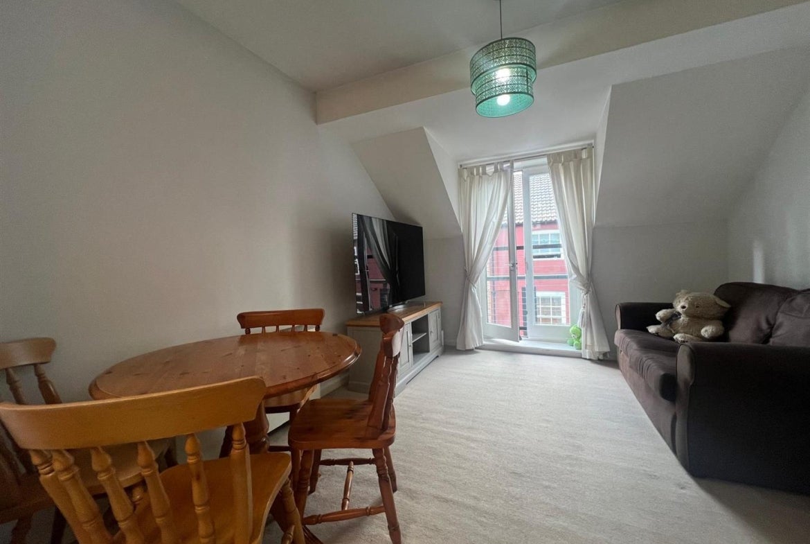 Flat Low Friar Street in Newcastle upon Tyne