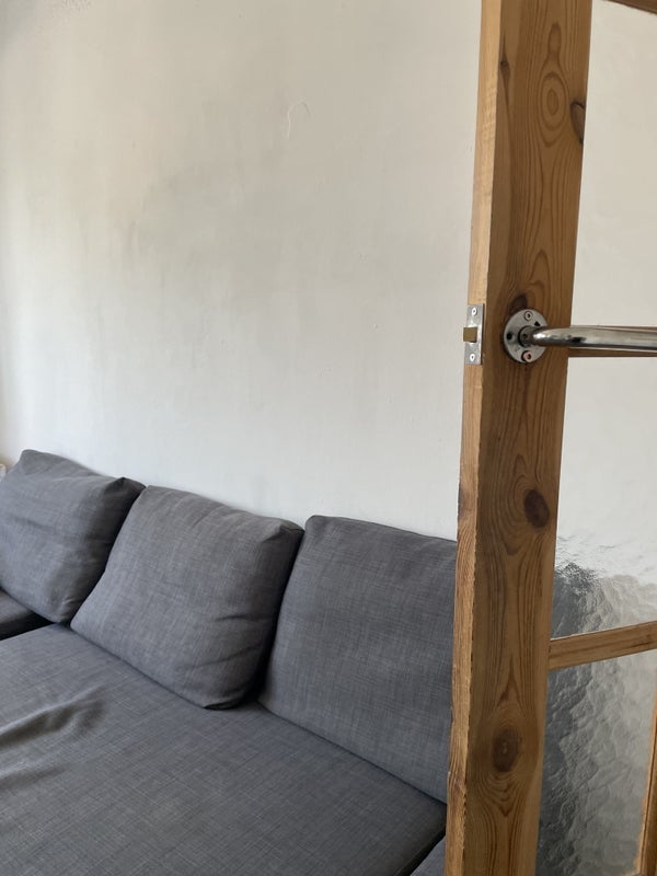 Room South Ealing Road in Greater London
