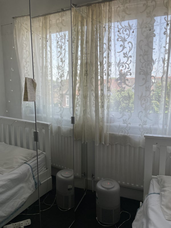 Room South Ealing Road in Greater London