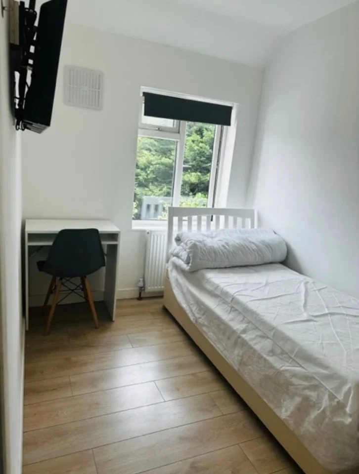Room Pauling Road in Oxford