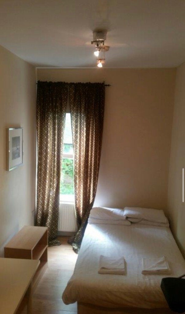 Flat Kensington Gardens Square in City of Westminster