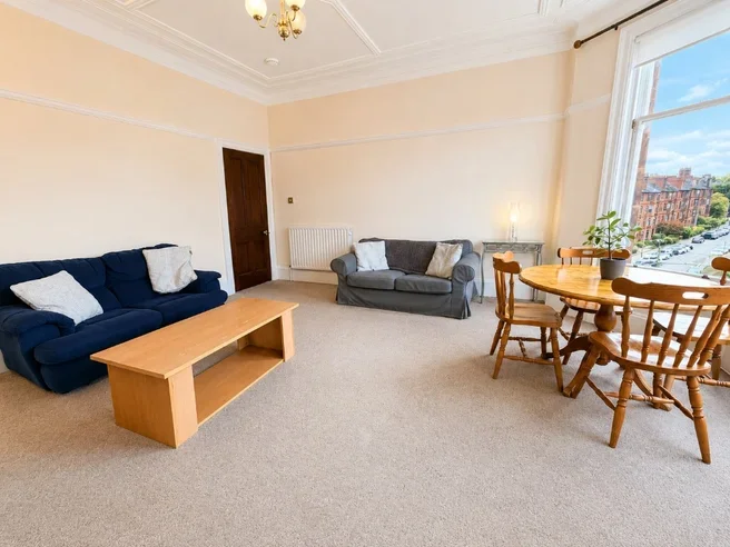 House Novar Drive in Glasgow