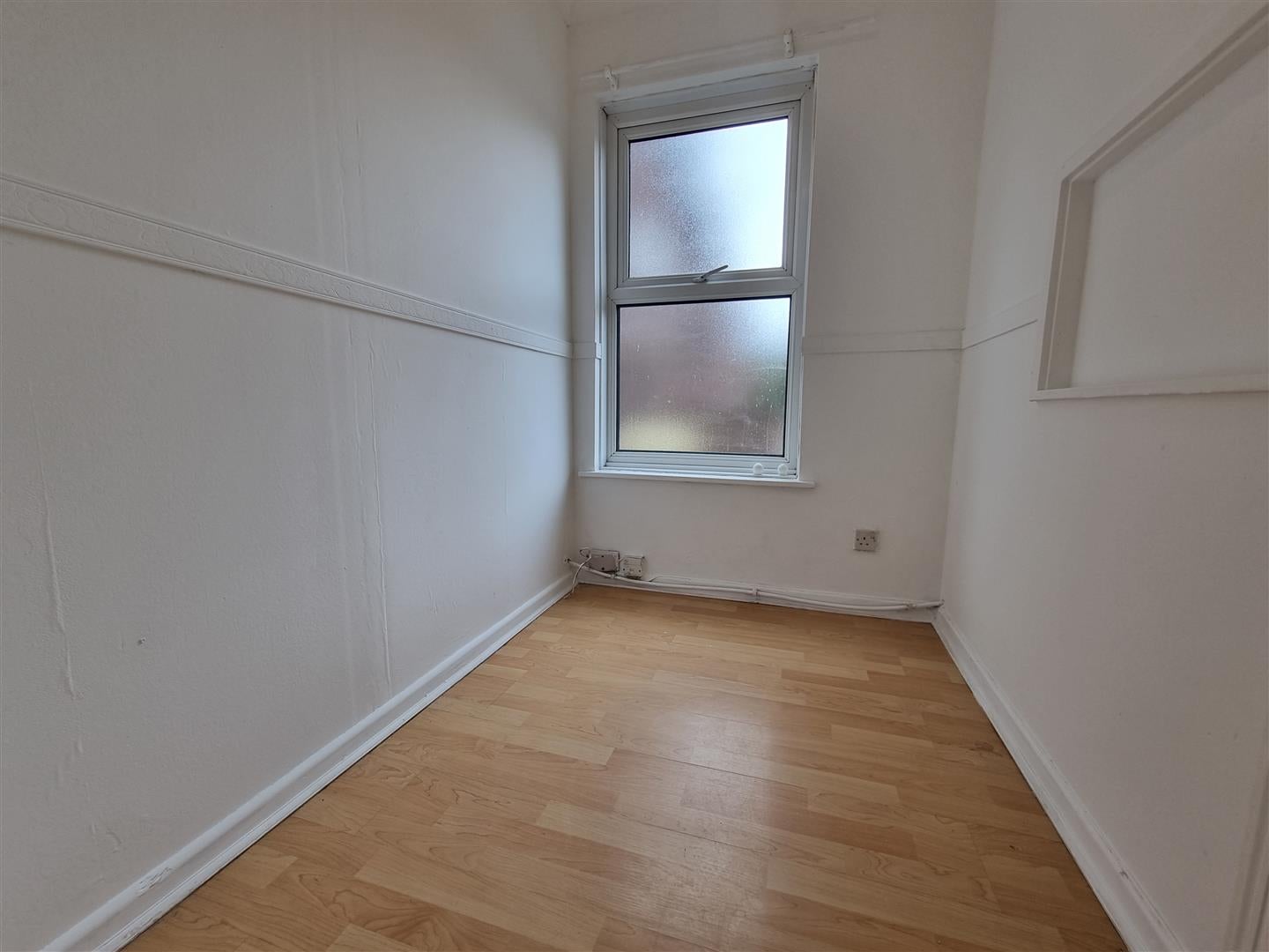 Flat Eastney Road in Greater London