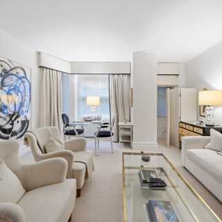Flat Drayton Gardens in Greater London