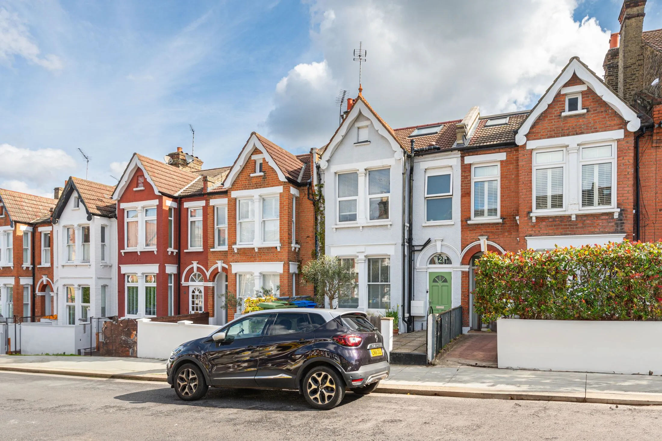 Flat Dunstan's Road in Greater London