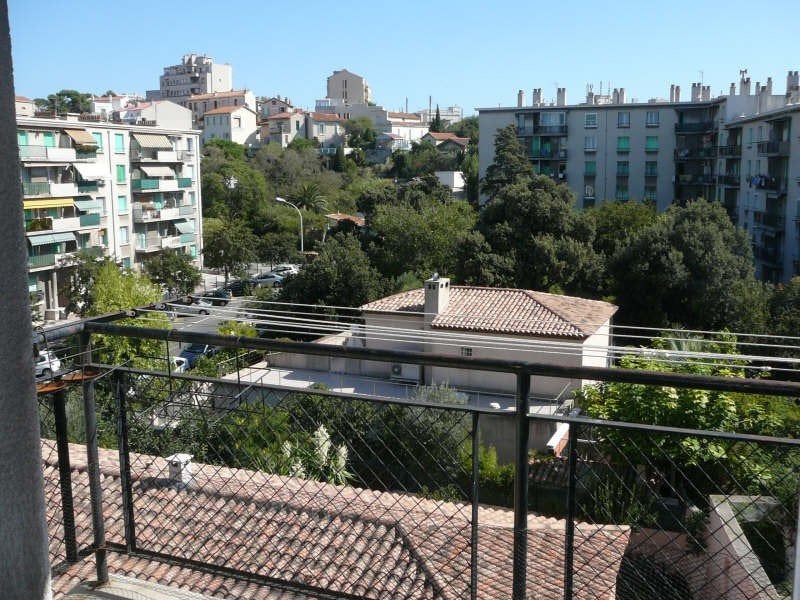 Flat Rue Léon Charvé in Marseille