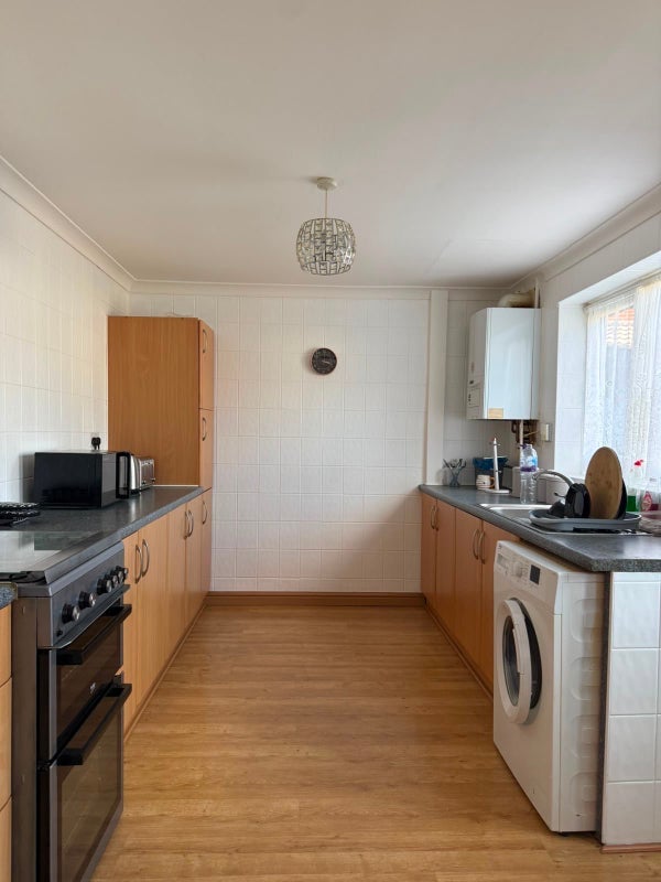 Room Bassenthwaite Avenue in Kirkby