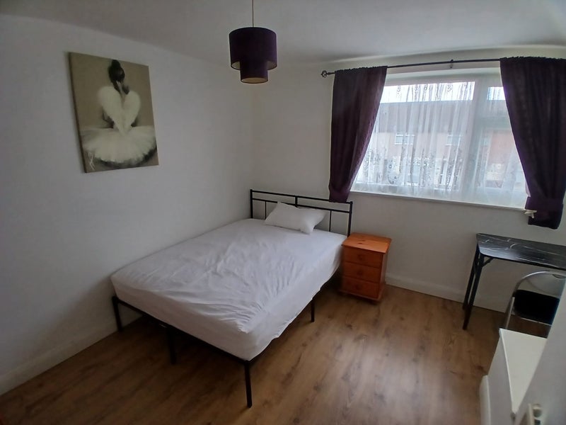 Room Bassenthwaite Avenue in Kirkby
