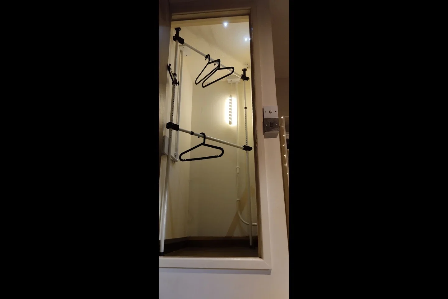 Room Peerless Drive in Greater London