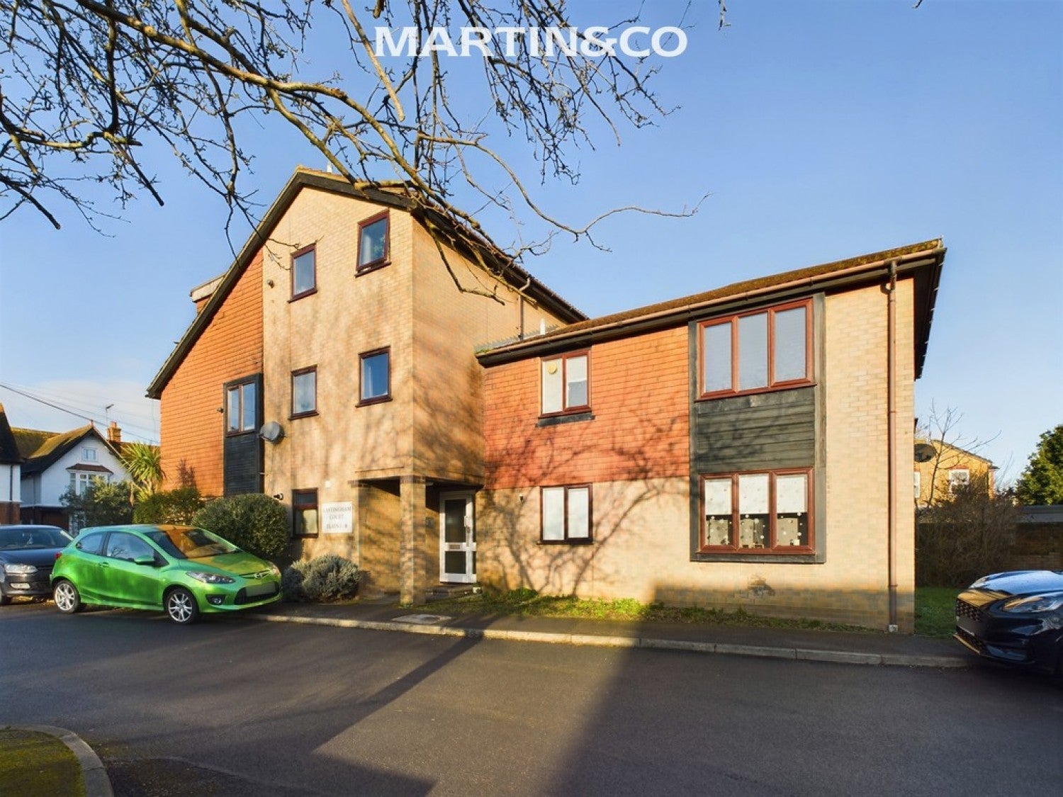 Flat Laleham Road in Borough of Spelthorne