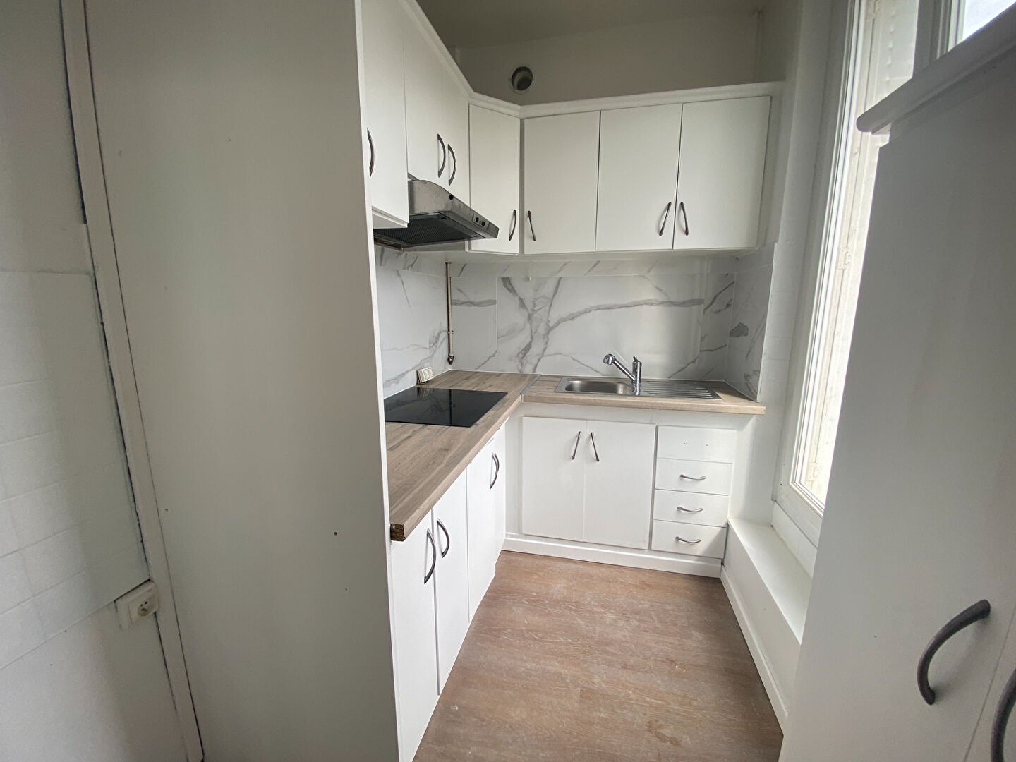 Appartement Place Léon Cassé à Corbeil-Essonnes