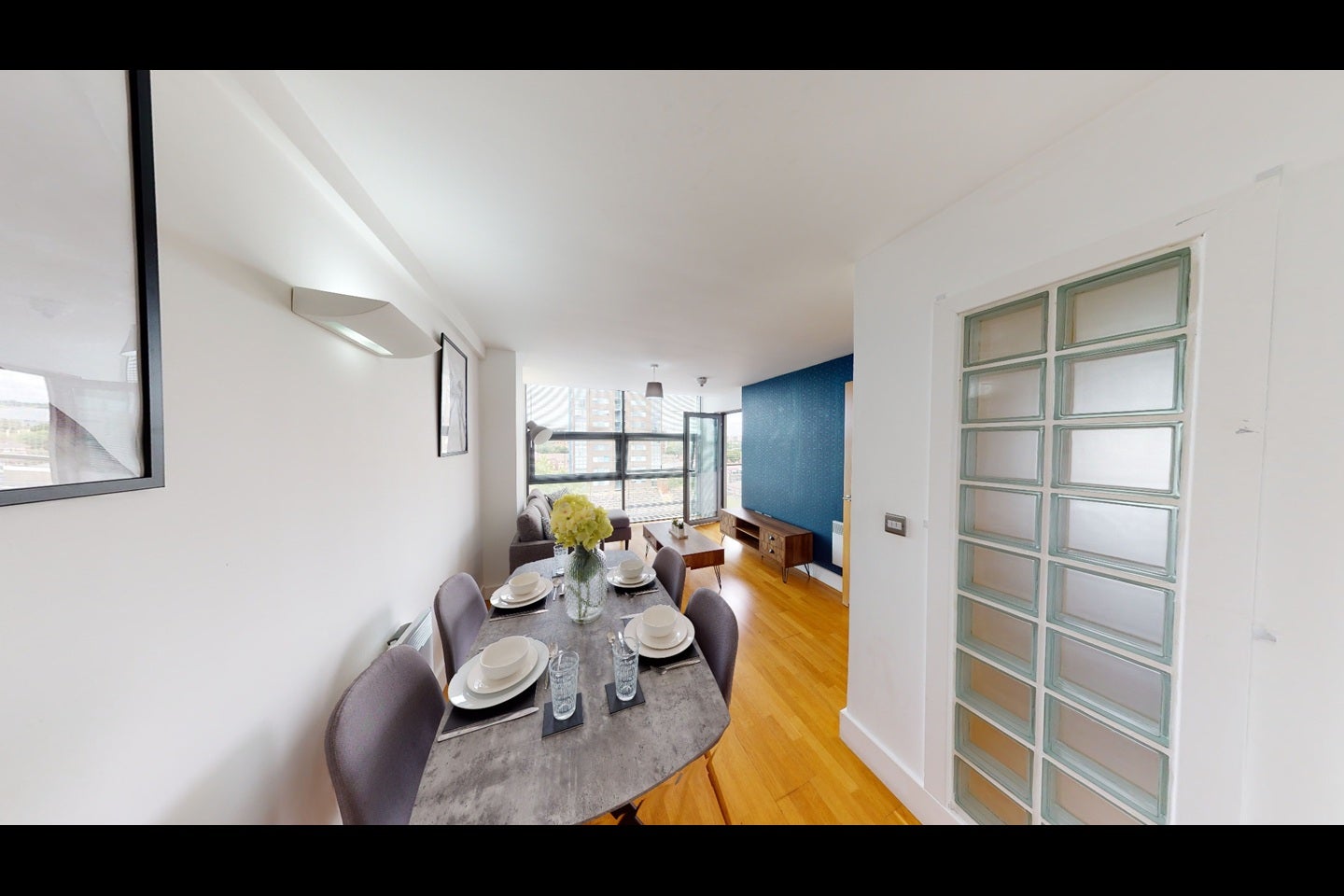 Flat Great Crosshall Street in Liverpool
