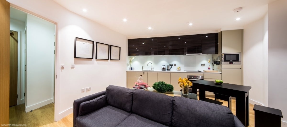 Flat Barking Road in Greater London
