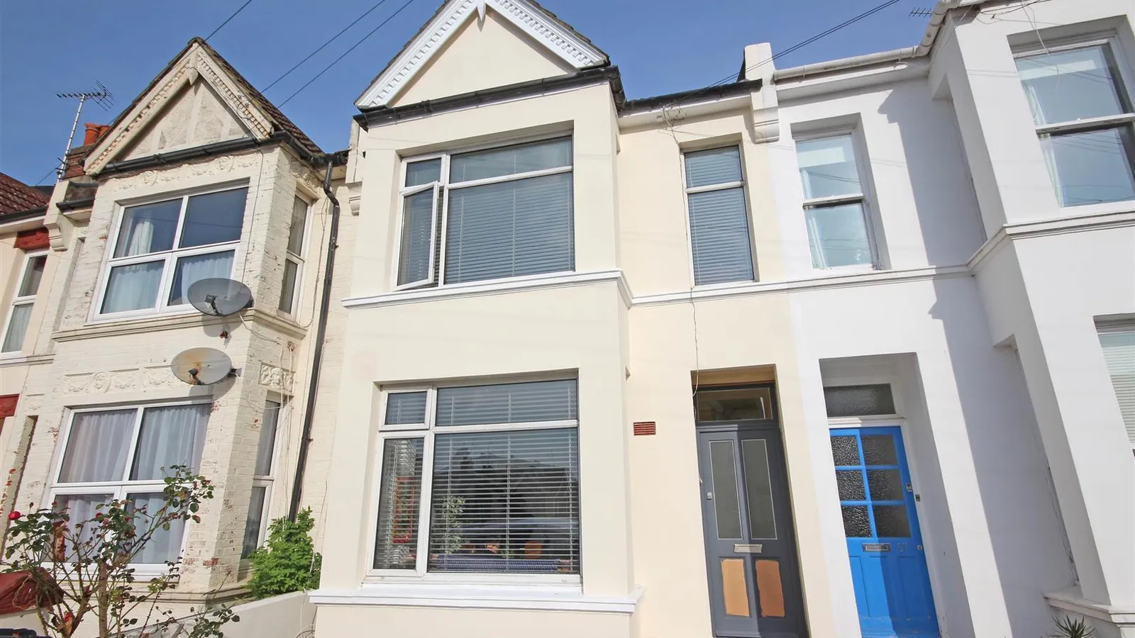 Flat Loder Road in Brighton