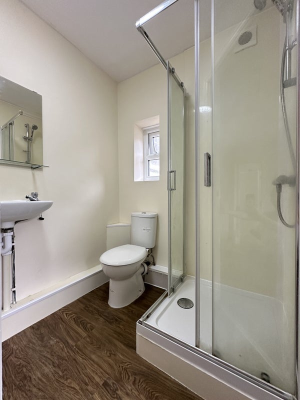 Room Jesmond Road West in Newcastle upon Tyne