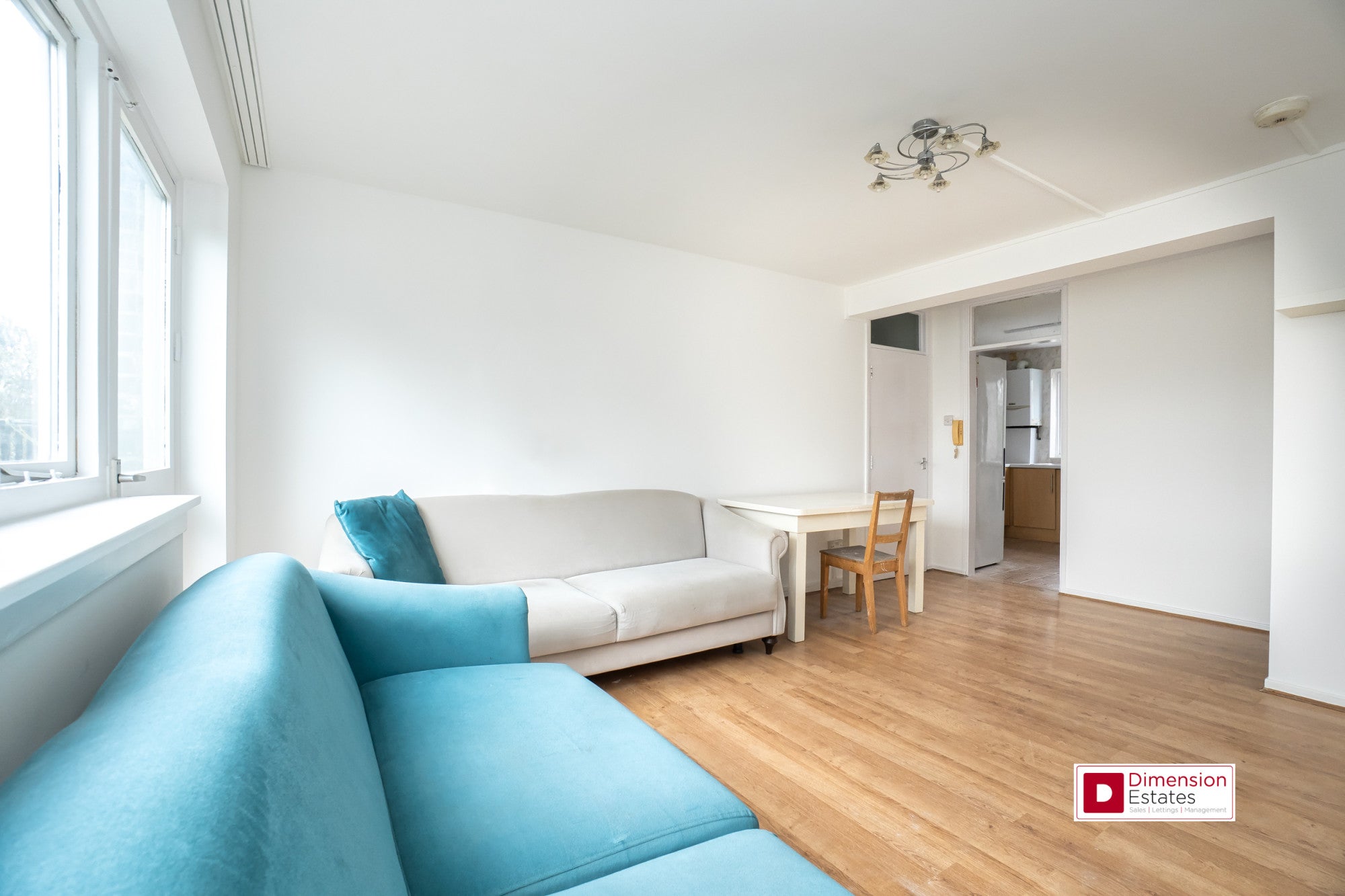 Flat Rectory Road in Greater London