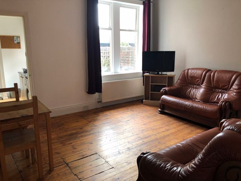 Flat Bayswater Road in Newcastle upon Tyne